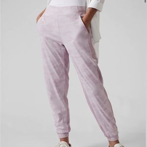 Athleta Brooklyn Lined Camo Jogger Color: Camo Lux Shasta Purple